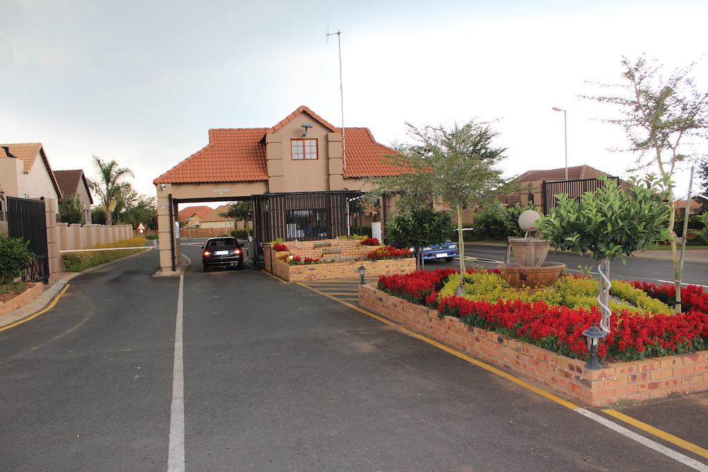 Topaz Cove Luxury Villas Edenvale Buitenkant foto